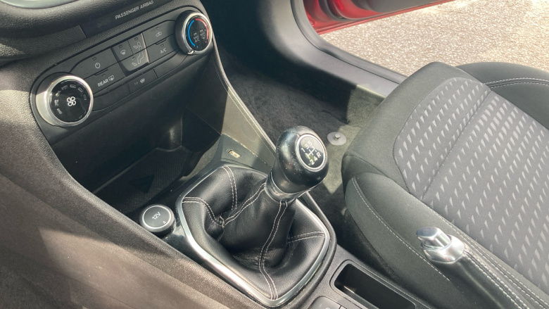 Ford Fiesta 1.0 EcoBoost Zetec 5dr Petrol Hatchback